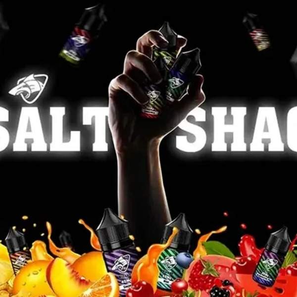 SALT SHAQ 鯊克尼煙油品牌主視覺,手握瓶身示意圖